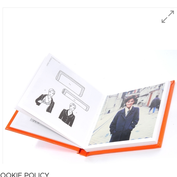 Hermes HARDCOVER scarf book🧡🧡 - Picture 6 of 15